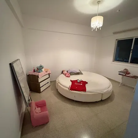 Apartment Kuecuek Kaymaklida Guenluek